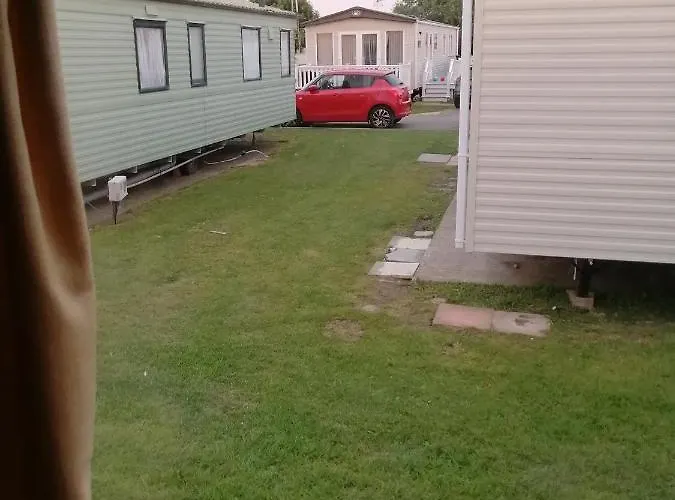 Yy20 Martello Beach Holiday Park